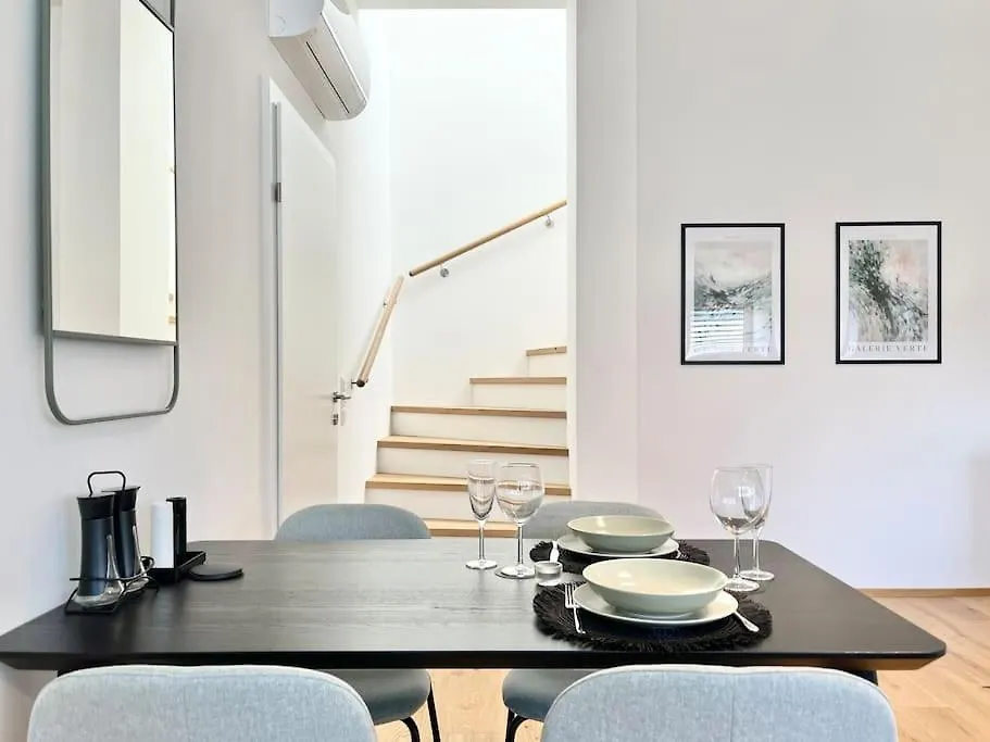 Orestaliving - Penthouse In 1020 Βιέννη