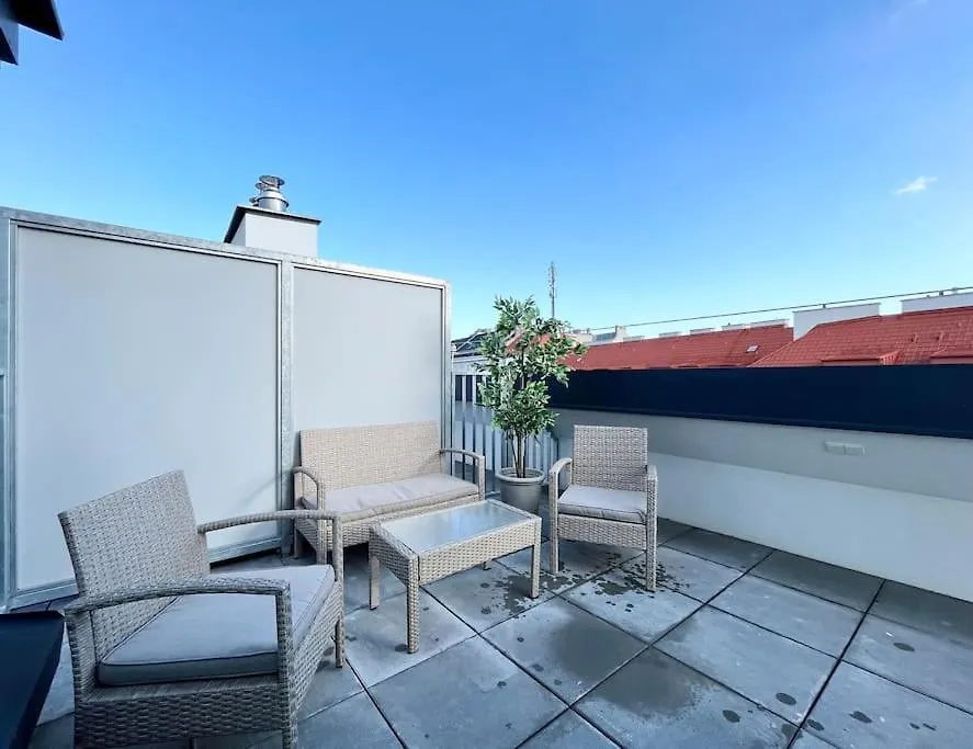 Orestaliving - Penthouse In 1020 Viena Austria